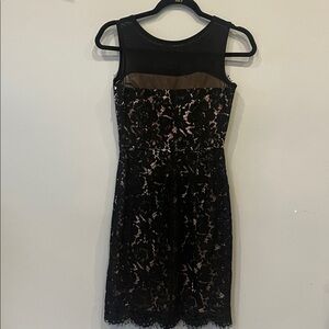 Elegant Black Lace Dress xs lulus like new